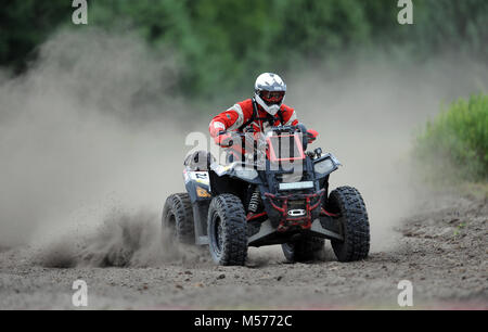 Varsovie, Pologne - 11 juillet 2015 : Polish Safari Rally Cross Championship Banque D'Images