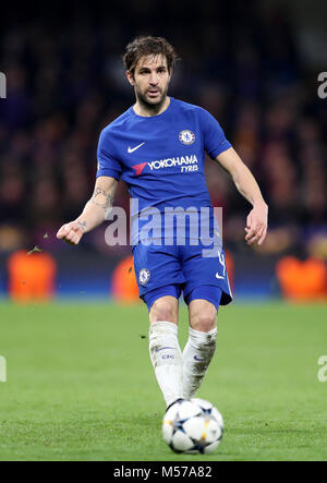 Cesc Fabregas Chelsea's au cours de l'UEFA Champions League round de 16 premier match de jambe, à Stamford Bridge, Londres. ASSOCIATION DE PRESSE Photo. Photo date : mardi 20 février 2018. Histoire voir l'ACTIVITÉ DE SOCCER Chelsea. Crédit photo doit se lire : Adam Davy/PA Wire Banque D'Images