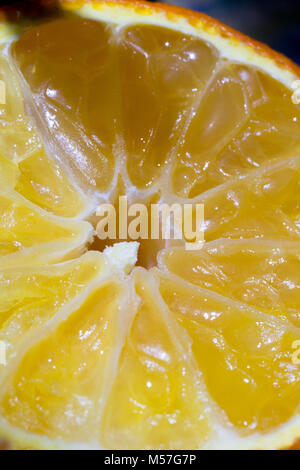 Organique, macro, les agrumes, l'orange, macro nature, détail, couper, éclat, chair, jaune, des stries, Peel, fruits, naturel, de couleur, de vitamine, de la nature, de l'alimentation, tropical Banque D'Images