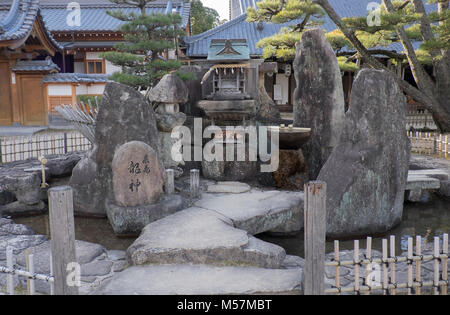 Itsukushima, également connu sous le nom de Miyajima, est une petite île dans la baie d'Hiroshima, le Japon de l'ouest Banque D'Images