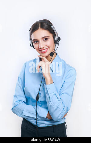 Femme service à la clientèle, centre d'appel du travailleur en souriant avec casque téléphonique de l'opérateur Banque D'Images