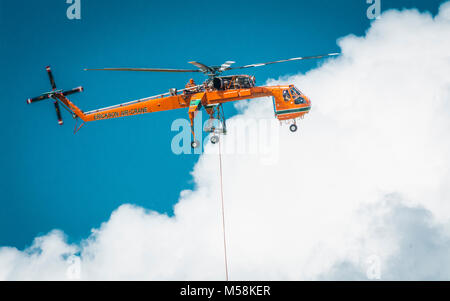 Le Sikorsky S-64 Skycrane est un bimoteur américain hélicoptère gros porteur. Banque D'Images