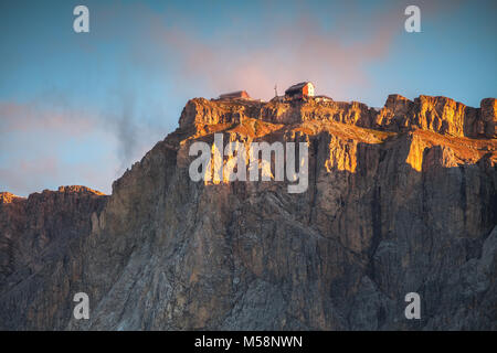 Beau paysage typique dans les Dolomites Banque D'Images