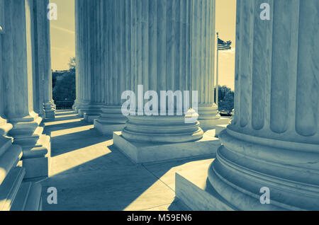 Les colonnes de la Cour suprême des Etats-Unis, Washington, D.C. Banque D'Images