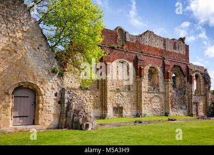 Ruines de St Augustine's Abbey, le plus ancien monastère bénédictin à Canterbury, Kent le Sud de l'Angleterre, Royaume-Uni. Site du patrimoine mondial de l'UNESCO Banque D'Images