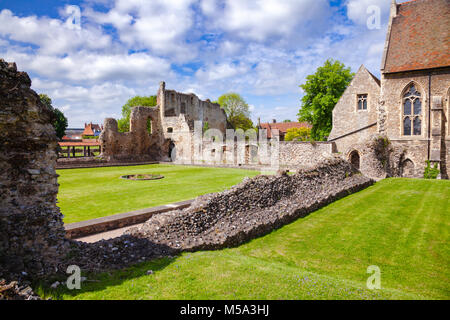 Ruines de St Augustine's Abbey, le plus ancien monastère bénédictin à Canterbury, Kent le Sud de l'Angleterre, Royaume-Uni. Site du patrimoine mondial de l'UNESCO Banque D'Images