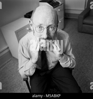 Clive Sinclair, Sir Clive Marles Sinclair, entrepreneur et inventeur, le plus souvent connu pour son travail dans l'électronique grand public à la fin des années 1970 et au début des années 1980, photo d'archives prise en août 1989 Banque D'Images