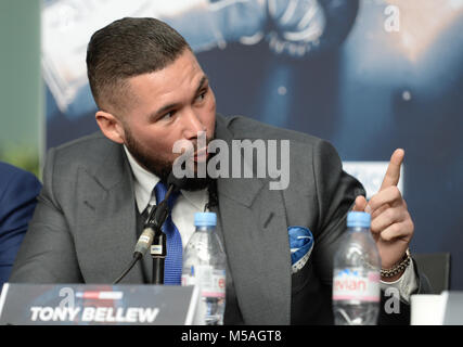 Tony Bellew durant la conférence de presse au Park Plaza Westminster Bridge, Londres. Banque D'Images