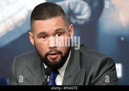 Tony Bellew durant la conférence de presse au Park Plaza Westminster Bridge, Londres. Banque D'Images