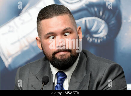 Tony Bellew durant la conférence de presse au Park Plaza Westminster Bridge, Londres. Banque D'Images