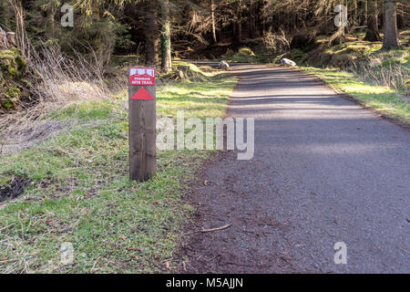 Un signe pour un vélo de montagne, sentier, Ticknock, Dublin. Banque D'Images