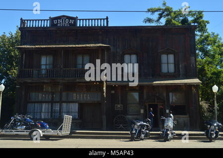 Saloon dans le Far West Style dans Los Alamos. L'architecture et le vacances Juillet 03, 2017. Los Alamos. La Californie. Aux Etats-Unis. USA. Banque D'Images