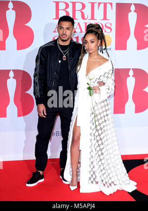 Andre Gray et Leigh-Anne Pinnock participant à la Brit Awards à l'O2 Arena, Londres. Banque D'Images