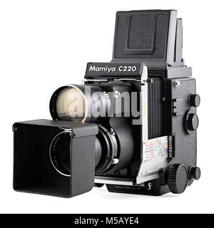 Mamiya C220f appareil photo moyen format film TLR. Appareil photo reflex bi-objectif avec 250mm Banque D'Images