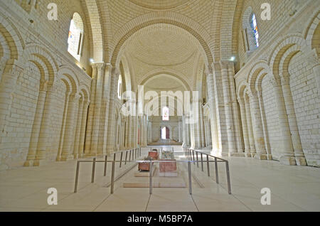 Les tombeaux du roi Henry II d'Angleterre et Richard Coeur de Lion à l'abbaye de Fontevraud Banque D'Images