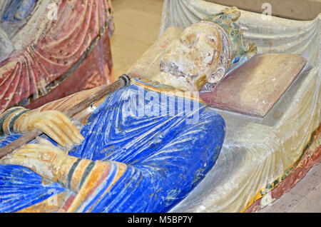 800 ans tombe du Roi Henry II d'Angleterre à l'abbaye de Fontevraux, à côté de son épouse Aliénor d'Aquitaine Banque D'Images