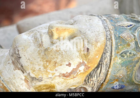 Détail de la 800 ans tombe du Roi Henry II d'Angleterre à l'abbaye de Fontevraud Banque D'Images