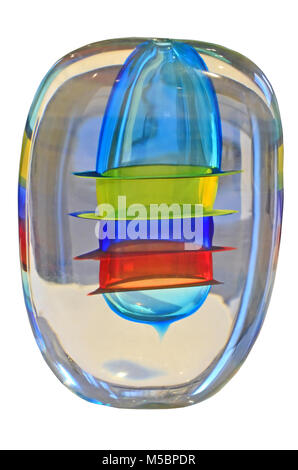 Belle Création en verre de Murano, des techniques innovatrices montrant les compétences et le talent artistique. Isolé sur un fond blanc. Banque D'Images