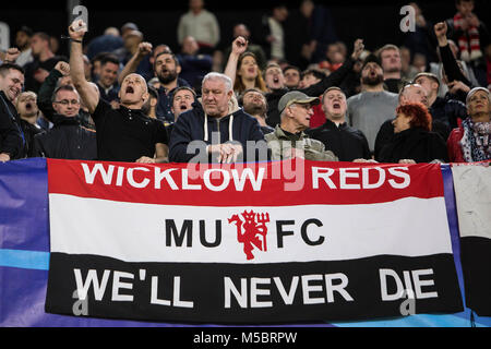 Séville, ESPAGNE - 21 février : Les partisans de Manchester au cours de l'UEFA Champions League Round de 16 Premier match de jambe entre le FC Séville et Manchester United au stade Ramon Sanchez Pizjuan, 21 février 2018 à Séville, Espagne. (Photo de MO Media/Getty Images) Banque D'Images