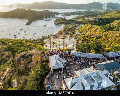 Shirley Heights dimanche barbecue et Nelson's Dockyard, Antigua Banque D'Images