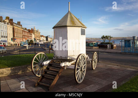 WEYMOUTH, DORSET, UK - le 26 décembre 2017. Un changement d'époque hut, machine de baignade, utilisé par les nageurs au bord de la mer à l'époque victorienne. Dorset, Fra Banque D'Images