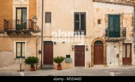 Une vue du village de Sambuca di Sicilia, Italie. Sambuca di Sicilia est une municipalité dans la province d'Agrigente dans la région Sicile, lo Banque D'Images