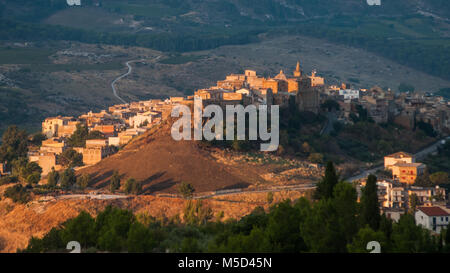 Une vue du village de Sambuca di Sicilia, Italie. Sambuca di Sicilia est une municipalité dans la province d'Agrigente dans la région Sicile, lo Banque D'Images