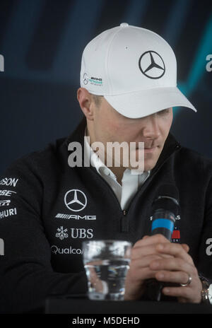 Silverstone, le Northamptonshire, Angleterre. Feb 22, 2018. Vallteri Bottas parler chez Mercedes F1 Lancement de voiture à Silverstone : Crédit ilpo musto/Alamy Live News Banque D'Images