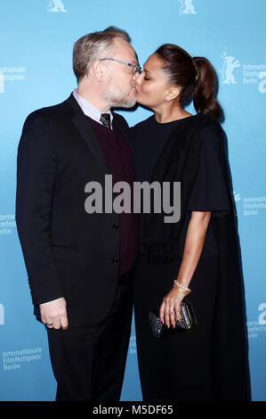 Jared Harris et sa femme Allegra Riggio participant à la 'la terreur' premiere pendant le 68e Festival International du Film de Berlin Berlinale 2018 / au Zoo Palast le 21 février 2018 à Berlin, Allemagne. Banque D'Images