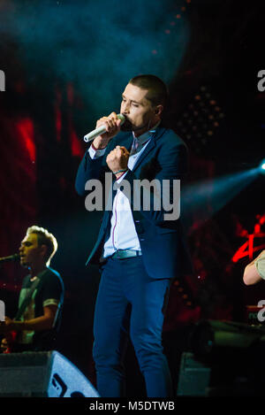 La Crimée, BALAKLAVA - 05 août : chanteur russe Dima Bilan effectuer sur la ZB-FEST concert à Zolotaya Balka le 05 août, 2017 en Crimée Banque D'Images