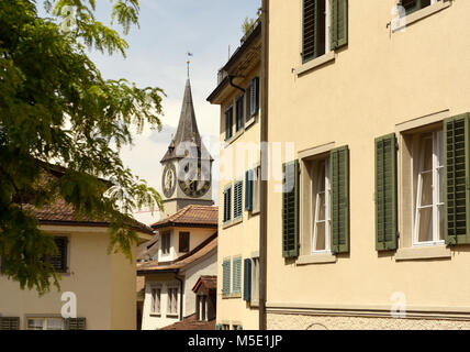 Tour de l'horloge de l'Eglise Saint-Pierre à Zurich, Suisse Banque D'Images