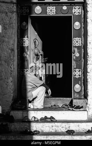 Simtokha Dzong, forteresse et monastère près de Thimphu, Bhoutan, Thimphu with copy space Banque D'Images