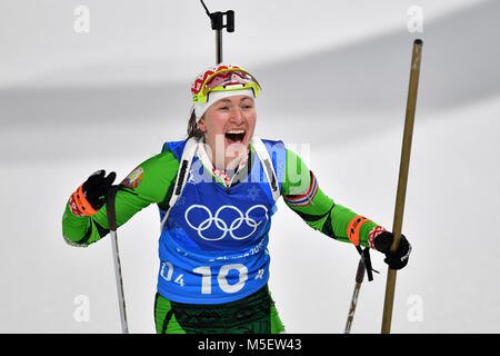 Darya DOMRACHEVA (BLR) im Ziel, jubilation, Freude, Begeisterung, Einzelbild angeschnittenes, Aktion, Einzelmotiv, Halbfigur, halbe figure. Le biathlon féminin 4x6 km relais Staffel, der Frauen am 22.02.2018 Centre de biathlon Alpensia. Olympische Winterspiele 2018, vom 09.02. - 25.02.2018 à PyeongChang/ Suedkorea. Dans le monde d'utilisation | Banque D'Images