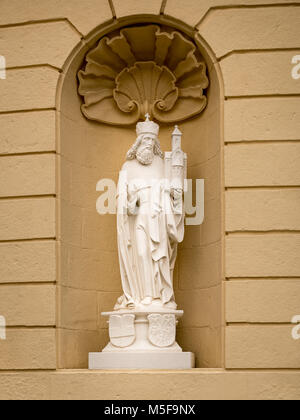 Statue de Léopold III d'Autriche près de l'entrée du monastère, Klosterneuburg, Autriche Banque D'Images