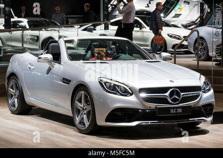 Francfort, Allemagne - Sep 13, 2017 : Mercedes Benz CLS 200 cabriolet voiture à l'auto IAA de Francfort. Banque D'Images
