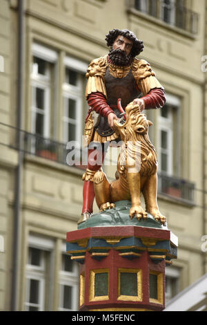 Statue de la fontaine Samson à rue Kramgasse à Berne, Suisse Banque D'Images