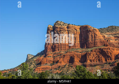 Montagnes de Red Rock montrant des couches géologiques Banque D'Images