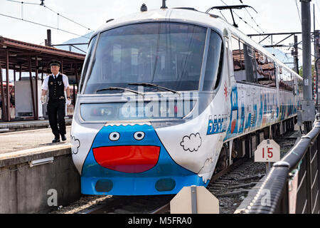 Fujikawaguchiko, au Japon. 22 mai, 2017. La station de Kawaguchiko près du Mont Fuji. Le Mont Fuji du Japon gagne le statut de patrimoine mondial de l'Unesco. Banque D'Images