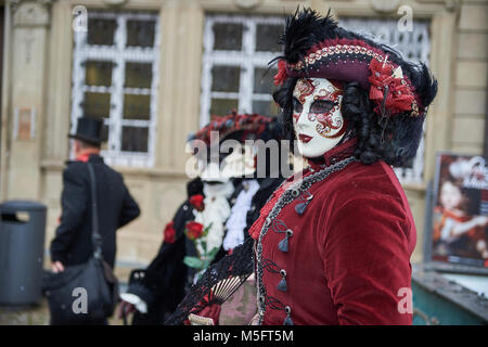 Carnaval vénitien de Schwäbisch Hall et une petite ville médiévale en Allemagne. Le festival est appelé Hallia Venezia. Banque D'Images