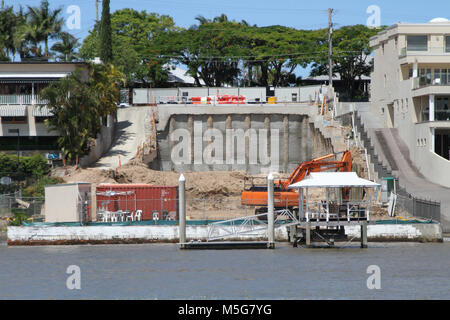 Site de construction d'une maison le long de la rivière Brisbane, Australie Banque D'Images