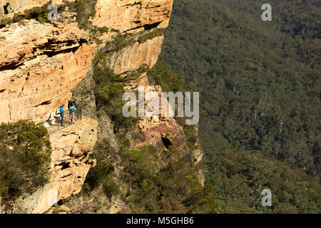 Voie à la note près de Wentworth Falls, vu du belvédère Fletchers, près de Katoomba, Blue Mountain, Sydney, Australie Banque D'Images