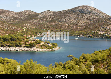 Belle Baie de la Méditerranée. Skrivena luka, île de Lastovo, Croatie Banque D'Images