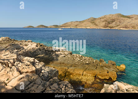 Belle Baie de la Méditerranée. Skrivena luka, île de Lastovo, Croatie Banque D'Images