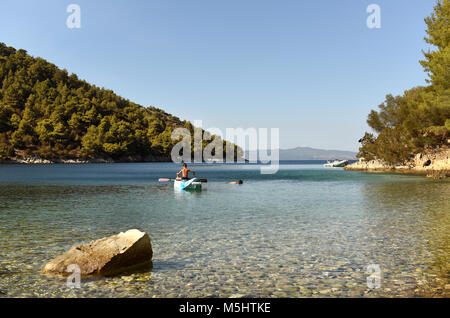 Belle Baie de la Méditerranée. Krucica beach, île de Lastovo, Croatie Banque D'Images