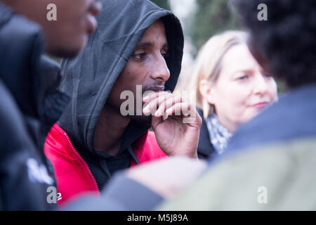 Roma, Italie. Feb 21, 2018. Visite guidée pour certains migrants dans le Coliseum organisée par des bénévoles de l'association Baobab de l'expérience. Crédit : Matteo Nardone/Pacific Press/Alamy Live News Banque D'Images