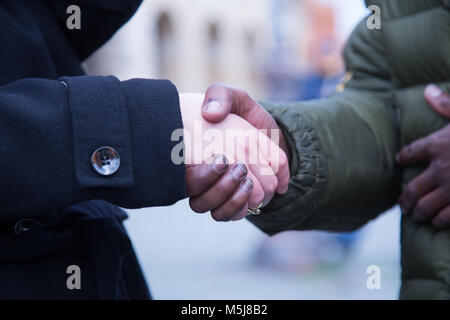 Roma, Italie. Feb 21, 2018. Visite guidée pour certains migrants dans le Coliseum organisée par des bénévoles de l'association Baobab de l'expérience. Crédit : Matteo Nardone/Pacific Press/Alamy Live News Banque D'Images