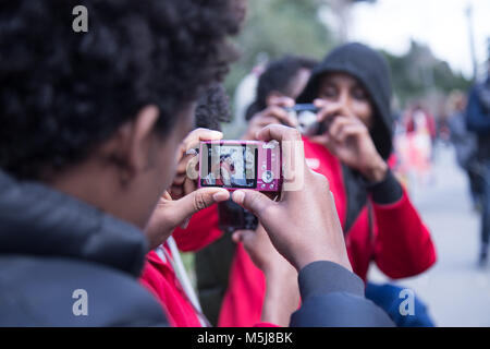 Roma, Italie. Feb 21, 2018. Visite guidée pour certains migrants dans le Coliseum organisée par des bénévoles de l'association Baobab de l'expérience. Crédit : Matteo Nardone/Pacific Press/Alamy Live News Banque D'Images