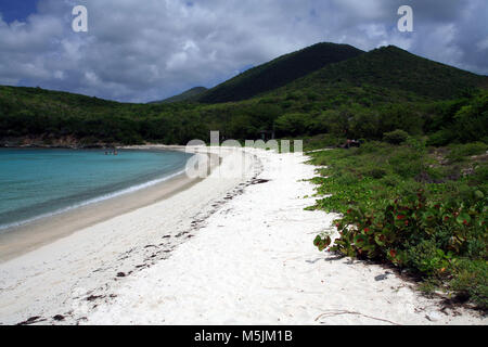 La plage de Salt Pond Bay, sur le coin sud-est de Saint John est une escapade spectaculaire. Banque D'Images