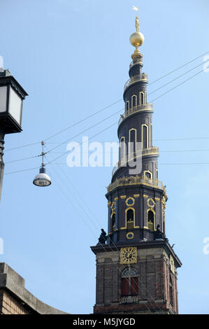 Vor Frelsers avec Baroque Kirke (l'église de Notre Sauveur) avec helix spire et externes en colimaçon dans Christiania à Copenhague, Danemark. 6t Août Banque D'Images