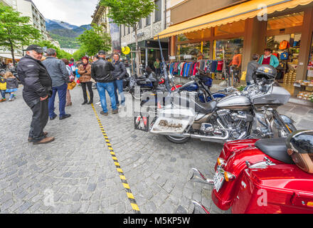 Au rassemblement de motards à Brig ville. La Suisse Banque D'Images